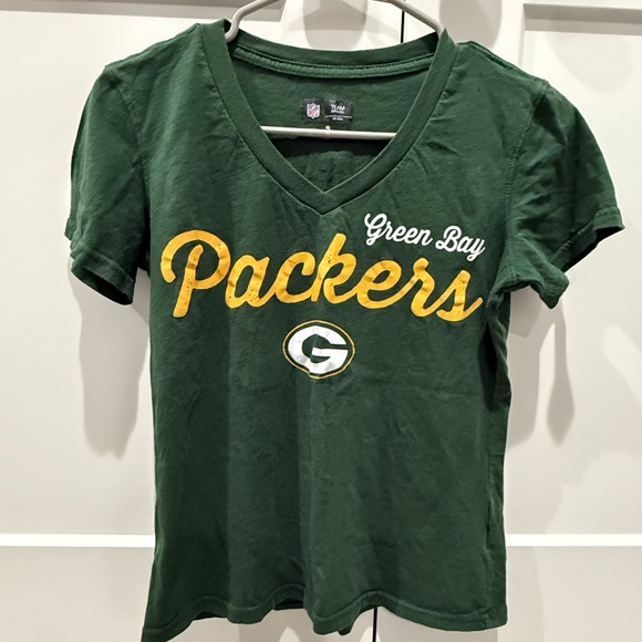 NFL Team Apparel Tops - NFL Team Apparel Green Bay Packers VNeck T-Shirt Womens Small Green Short Sleeve